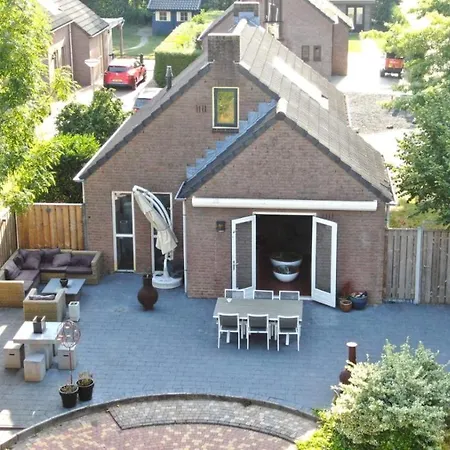 Holiday home Recreatiewoning Maas En Waal 191 Ewijk