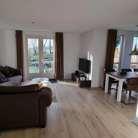 Dom wakacyjny Recreatiewoning Maas En Waal 191